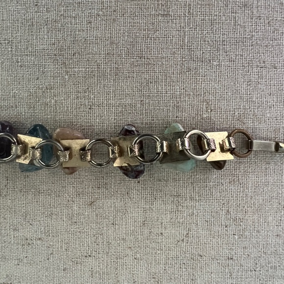 1970’s vintage gold tone panel link bracelet with mixed gemstones - Picture 6 of 13